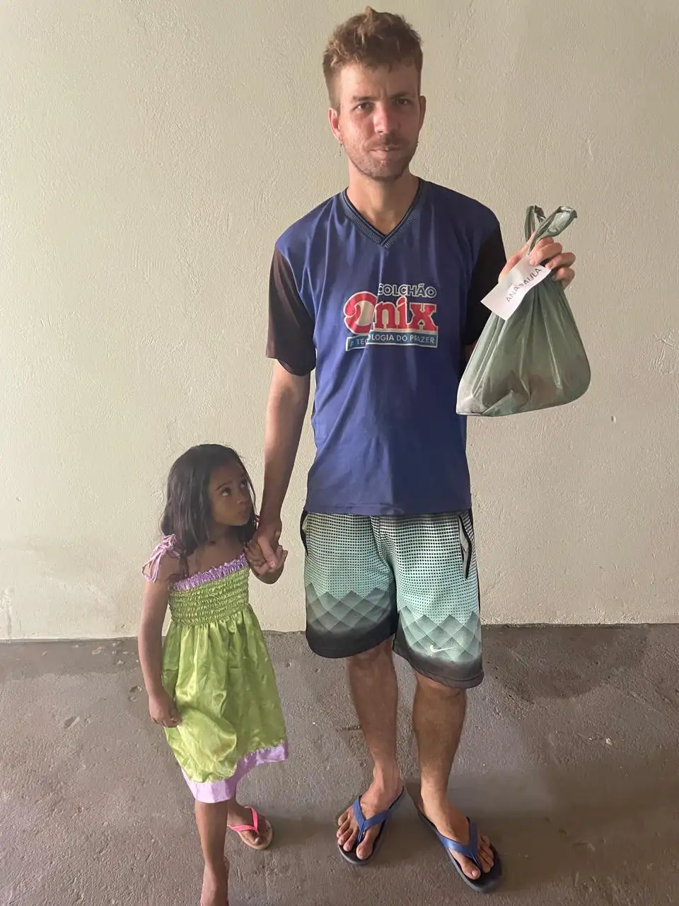 Entrega semanal do leite do PAA