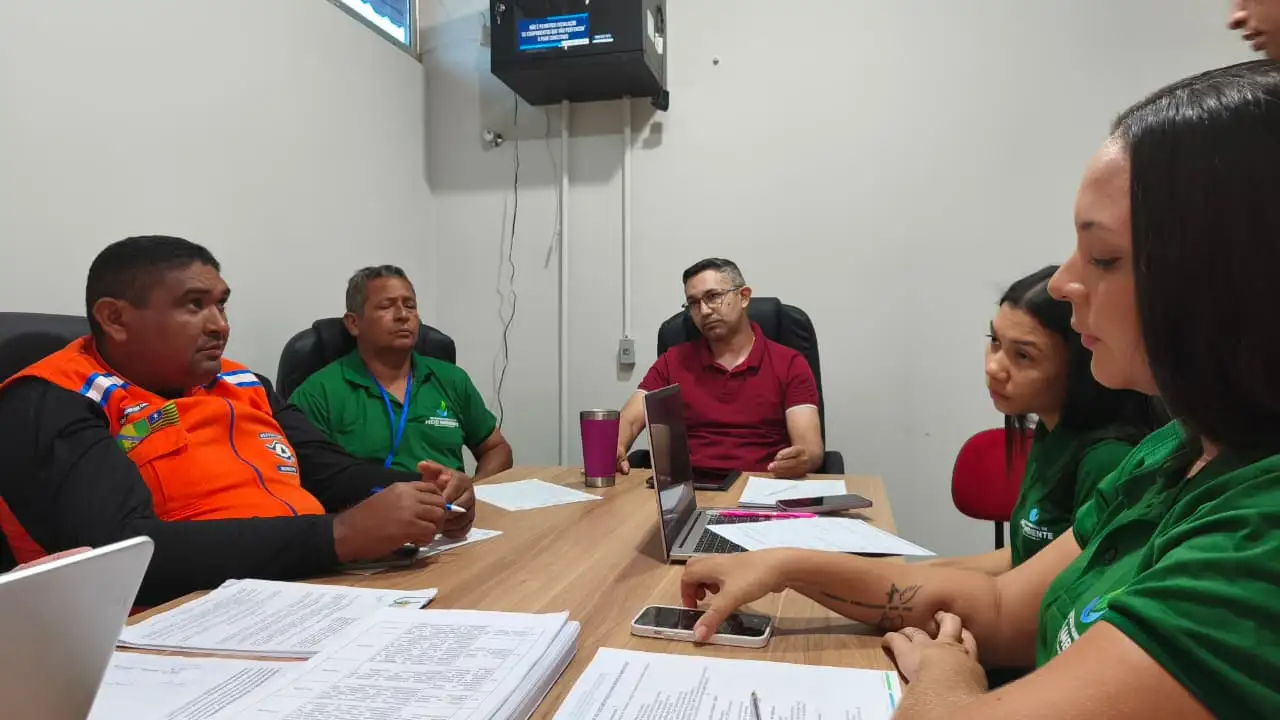 Foto 2 – Reunião de planejamento