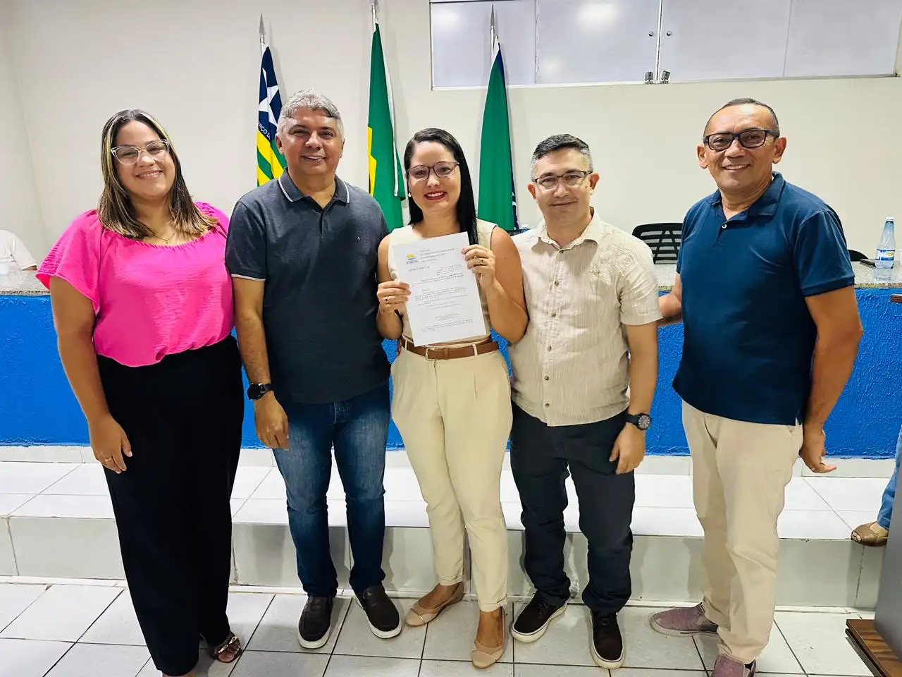 Foto 7 – 📄 Entrega de Portarias aos Profissionais da Saúde 👩⚕️👨⚕️