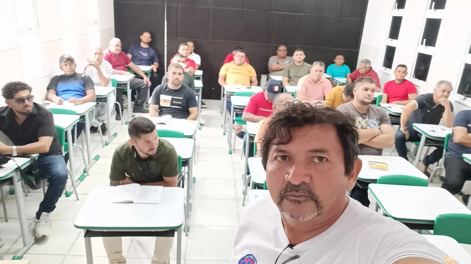 Foto 3 – capacitação para a condução de ambulâncias